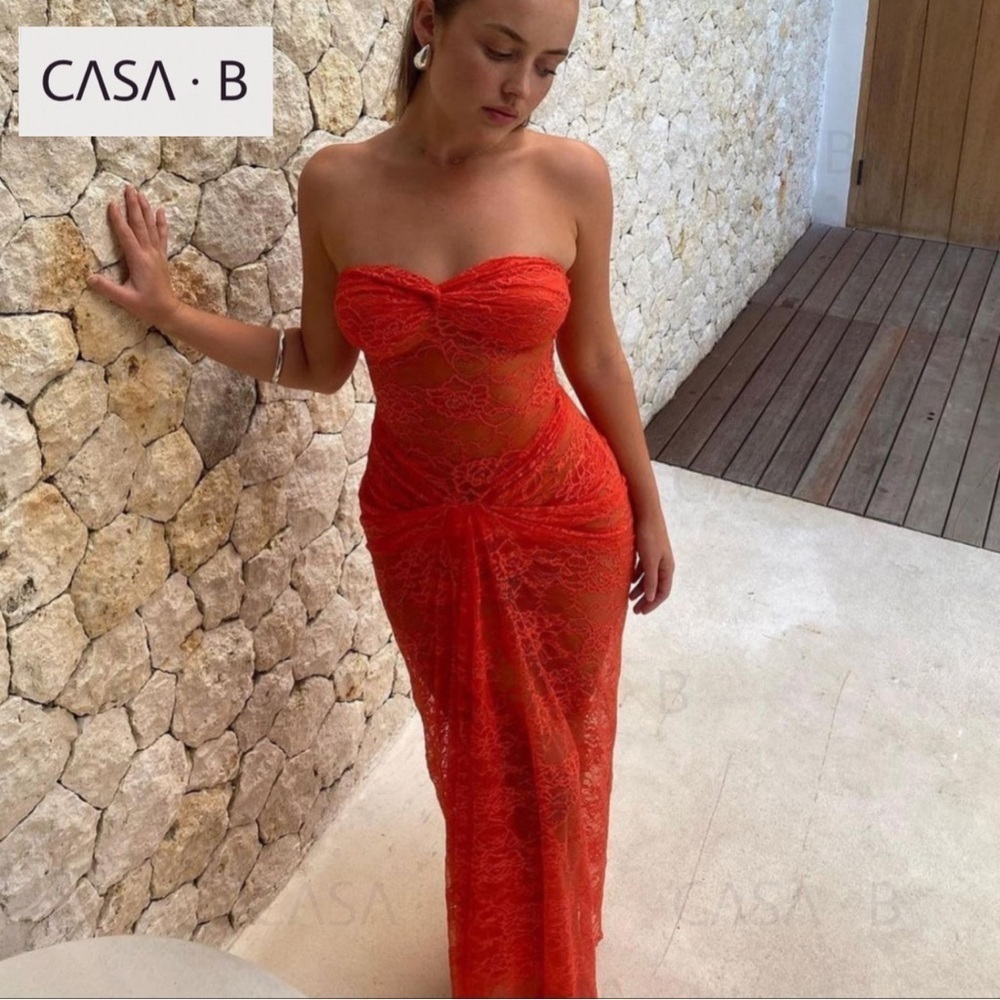 NEW to CASA B💫 Theresa Front-Twist Strapless Lace Maxi Dress-Tangerine orange